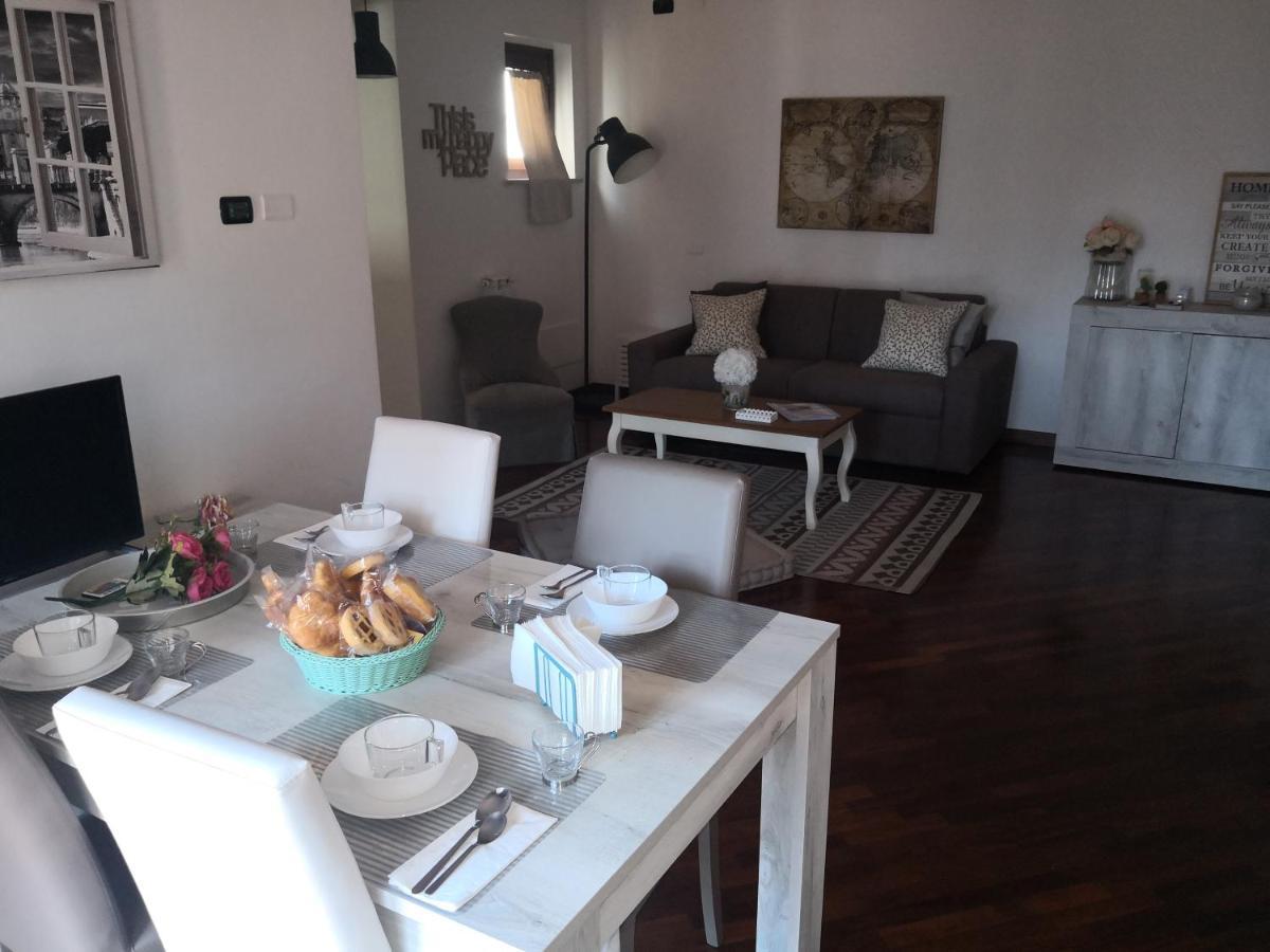 Perugino Apartments Ф'юмічіно Екстер'єр фото